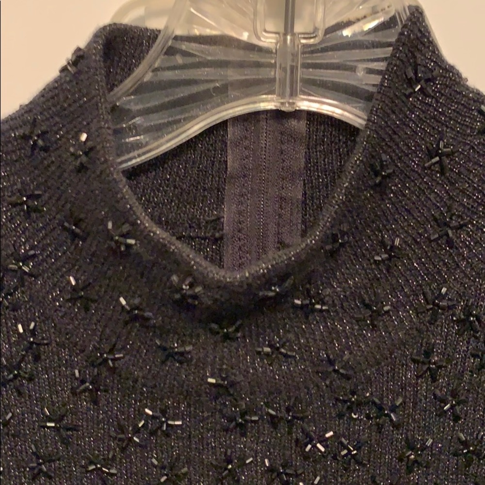 Top - Picture 2 of 3